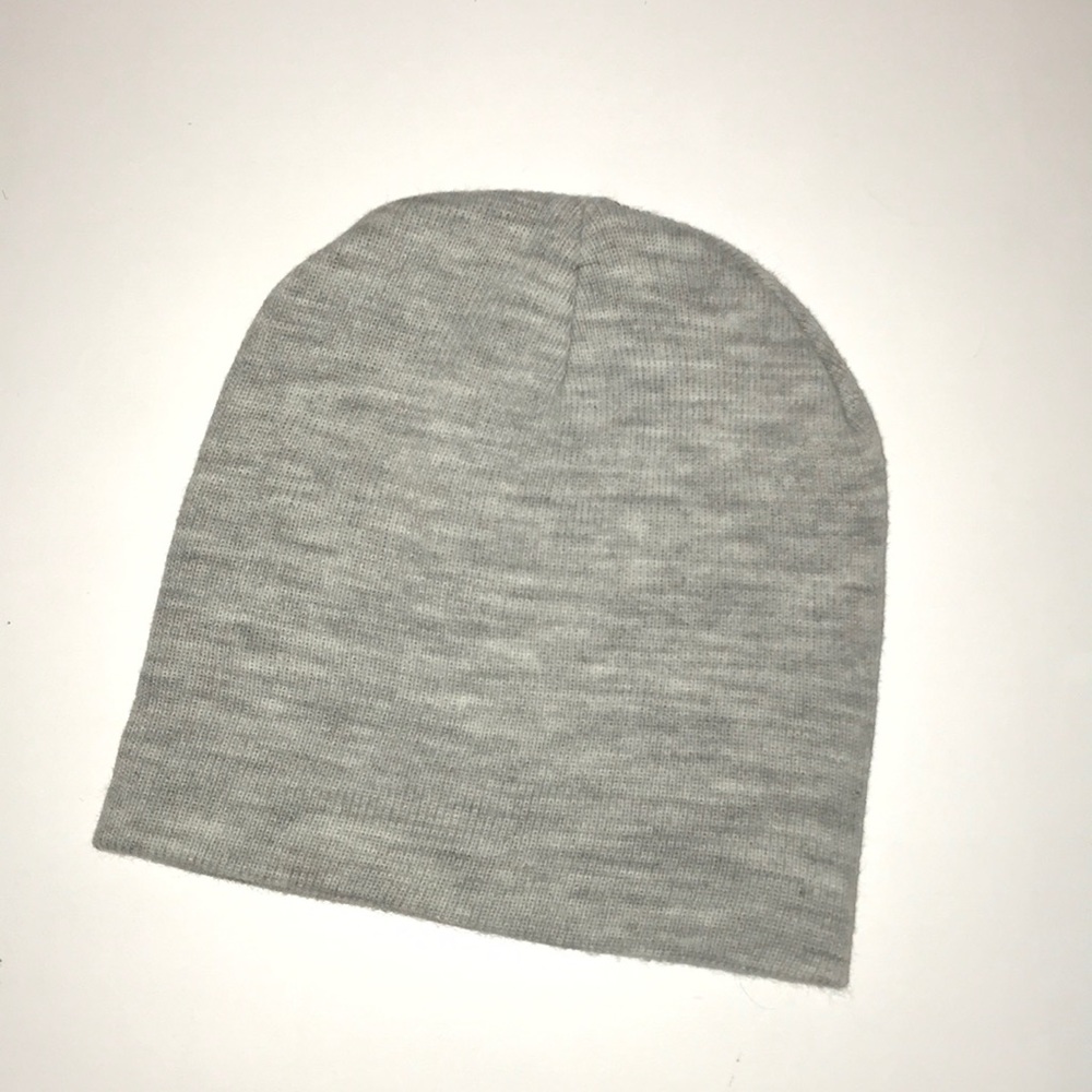 Light grey beanie